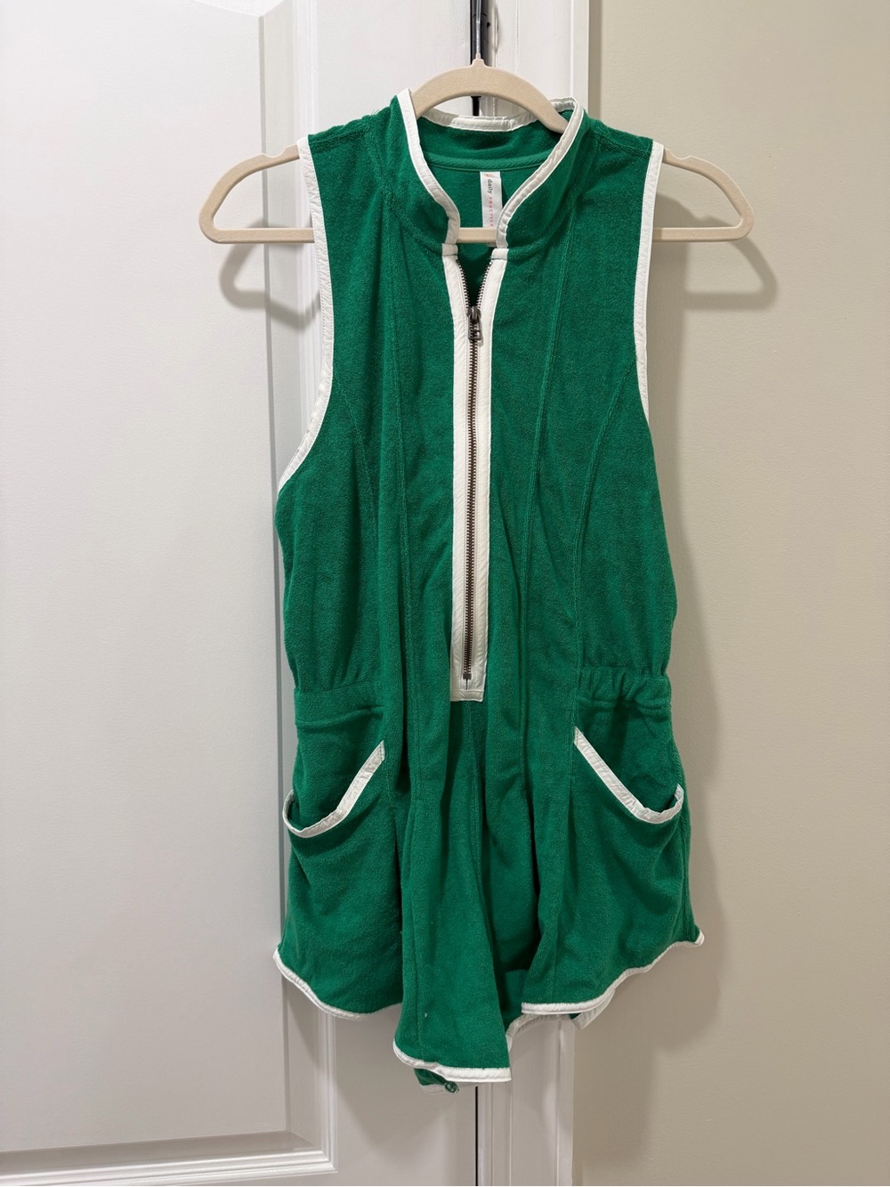 Green Sleeveless Zip-Front Women's Romper